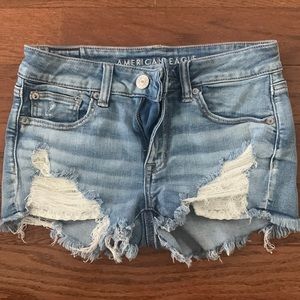AEO Next Level Stretch Booty Shorts w Lace Pockets - Size 2!